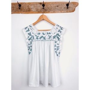 Mi Golondrina México Embroidered Blue White Top L